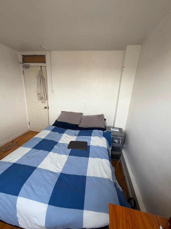Apartment in Putney - View 2