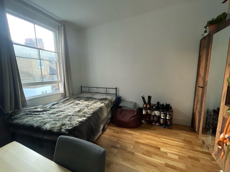 Apartment in London, Battersea park