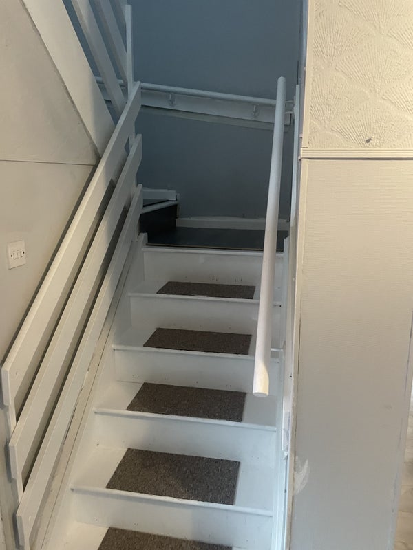 Apartment in Runcorn, Murdishaw - More
