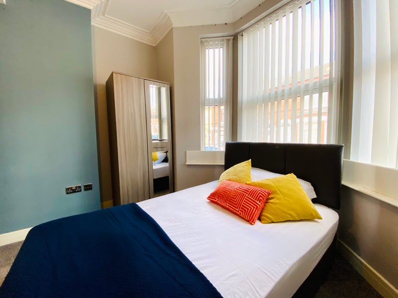 Rooms to rent in DN4, Balby
