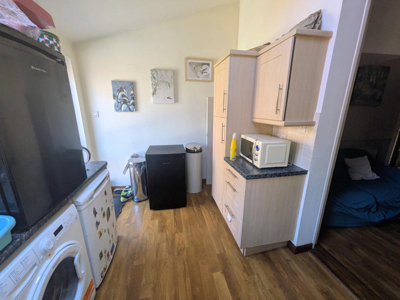 Apartment in Exeter - View 6