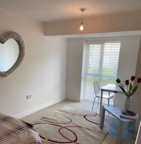 Apartment in Worsley - View 2