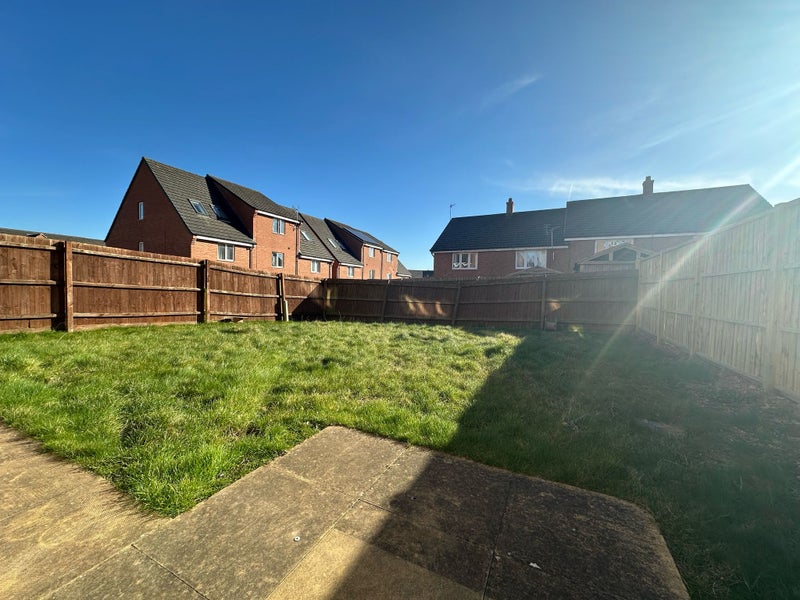 Apartment in Coventry, Stoke Aldermoor - More