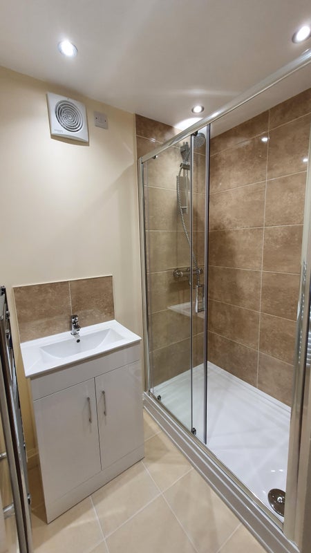 Apartment in Derby, Littleover - More