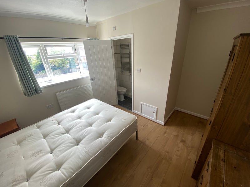Apartment in Oxford, Rose Hill - More