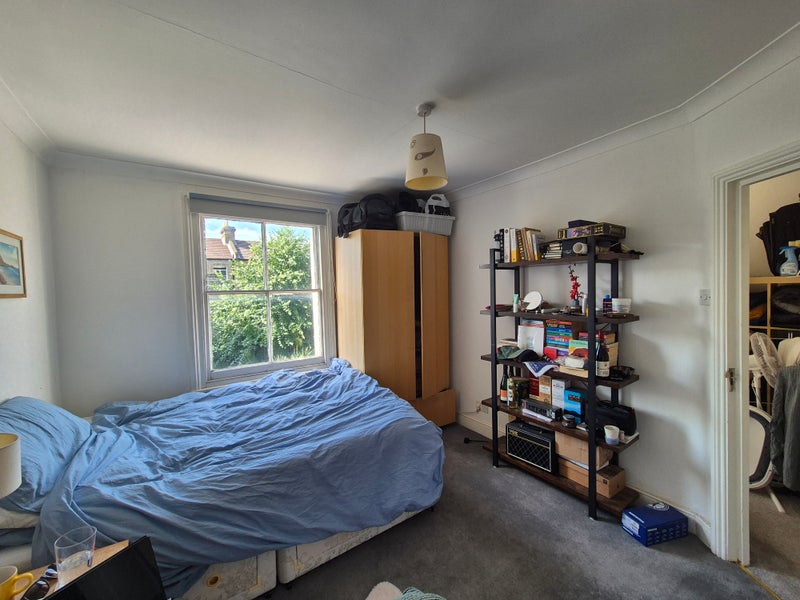 Photo 1: Bedroom