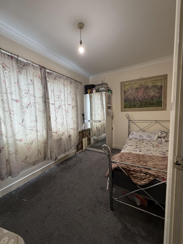 Photo 1: Superior Room1 