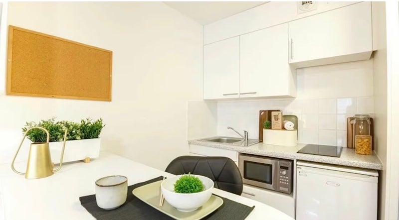 Apartment in Plymouth, Lipson Vale - More