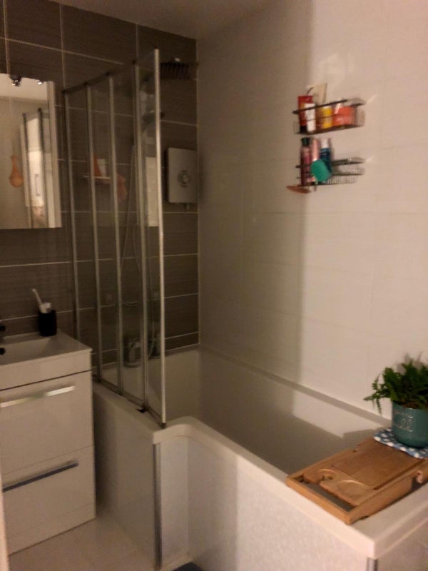 Apartment in Eastbourne, East Sussex - More