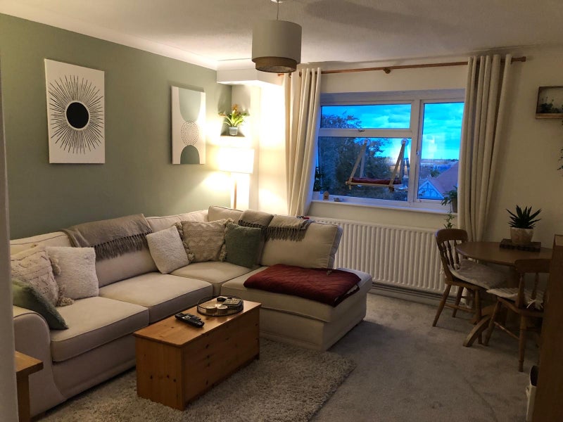 Apartment in Eastbourne, East Sussex - View 4