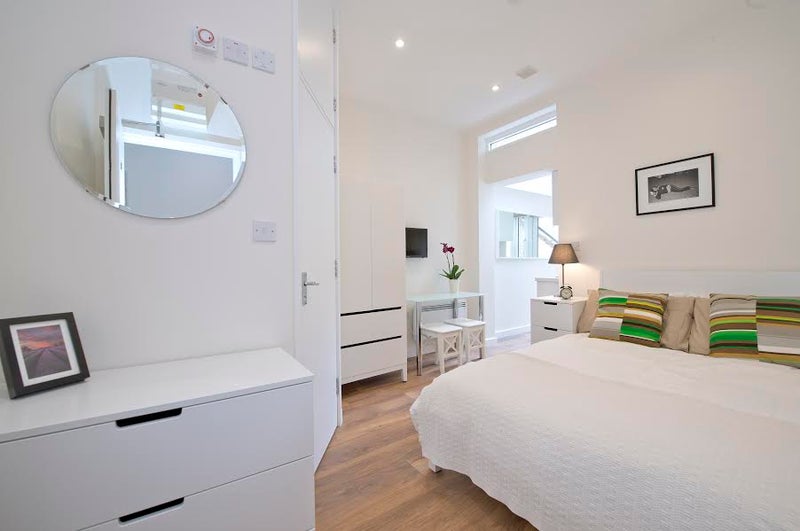 Spacious Studio Flats Available in Shepherds Bush