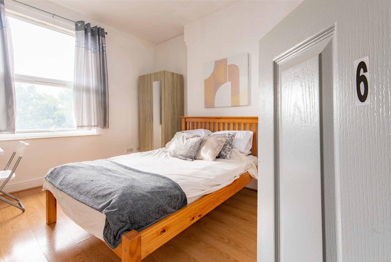 Apartment in Nottingham, Hyson Green, Nottingham