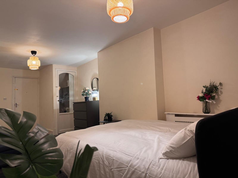 Apartment in Brighton, Queen's Park - View 2