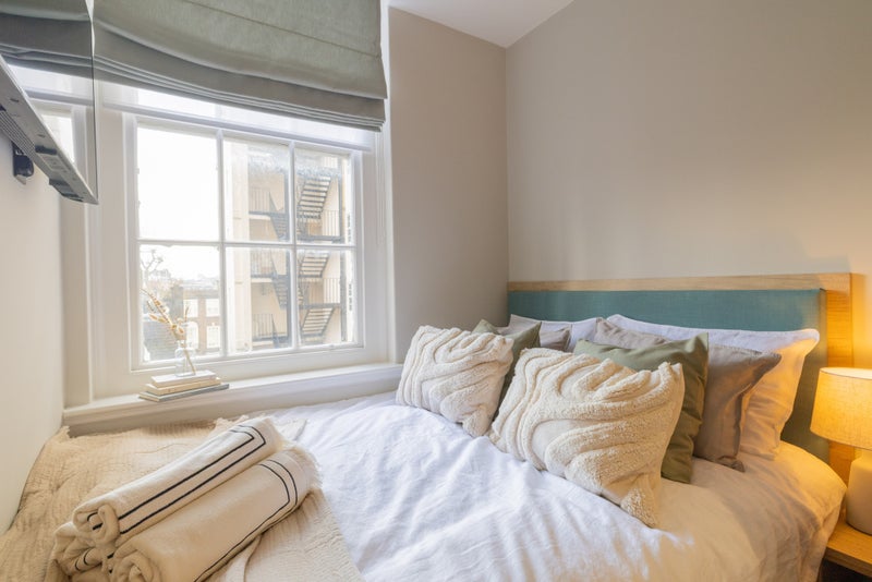 Luxury Studio in Knightsbridge- Book a Tour Today