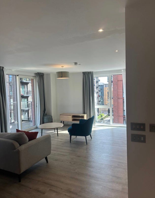 Apartment in Salford - View 2