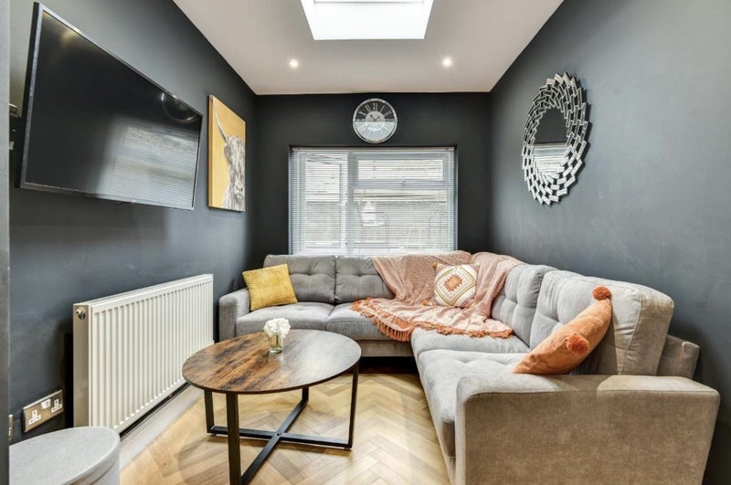 Apartment in Brighton, Queen's Park - View 2