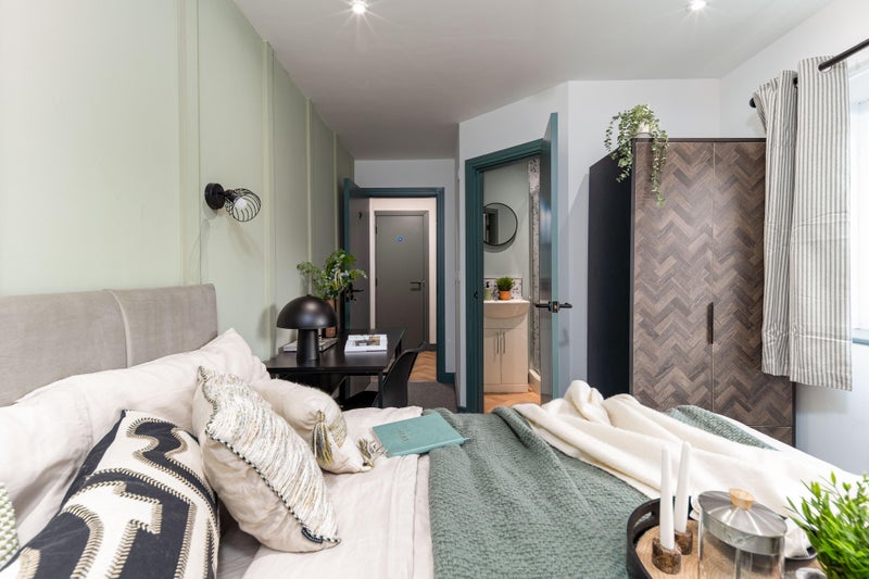 Apartment in Bury, Greater Manchester - View 2