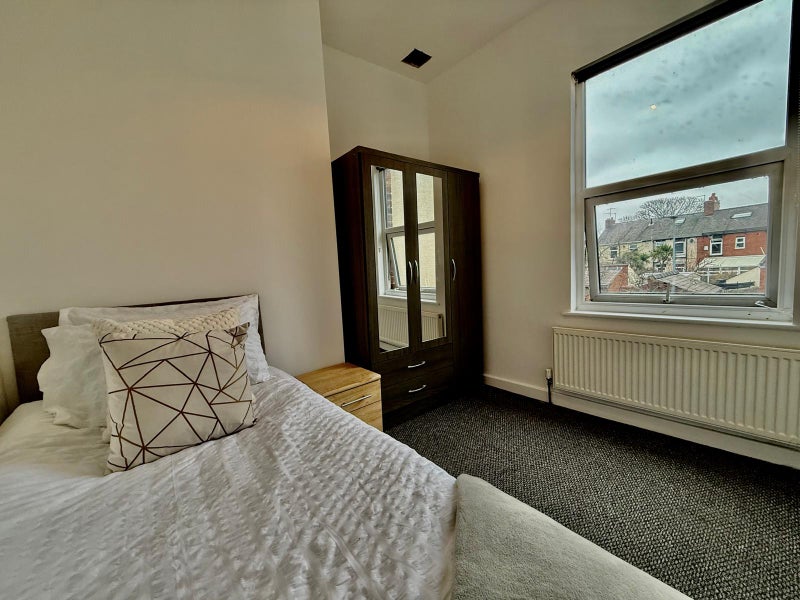 Apartment in Barnsley, Shaw Lands, Kingstone, Barnsley