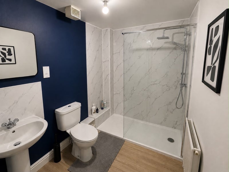 Photo 1: Bathroom