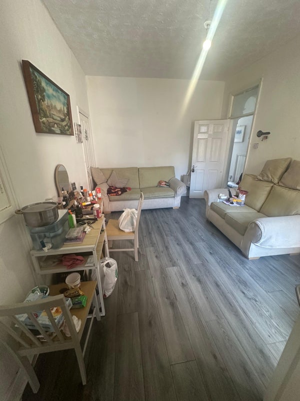 Apartment in Newcastle upon Tyne, Tyne and Wear - View 4