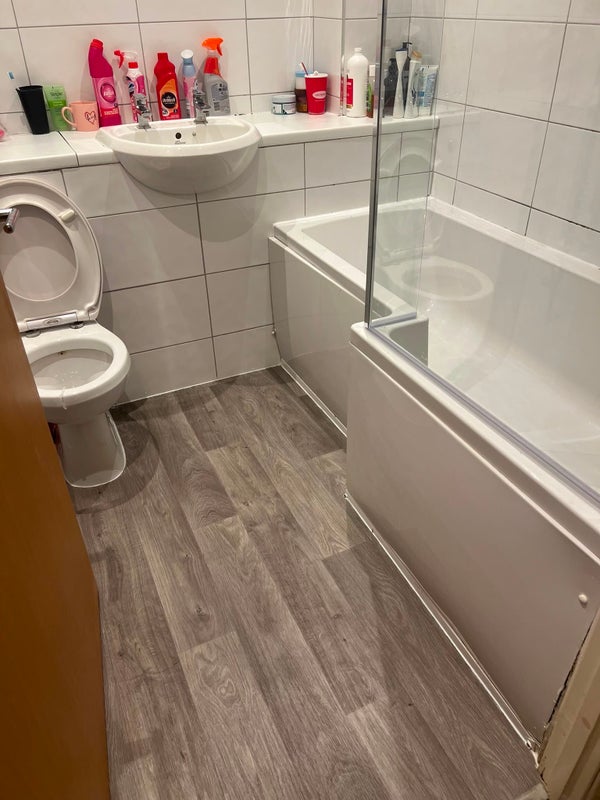 Apartment in Far Cotton - More