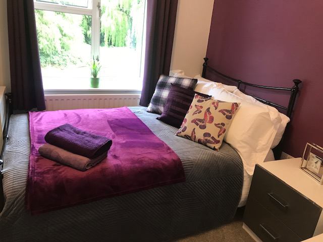 Photo 1: Double Bedroom @ £640 per month