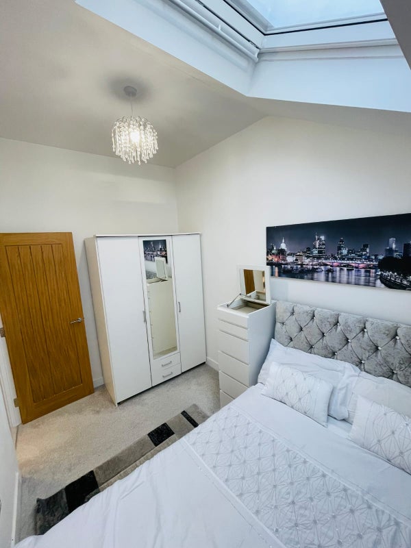 Photo 1: Double Room