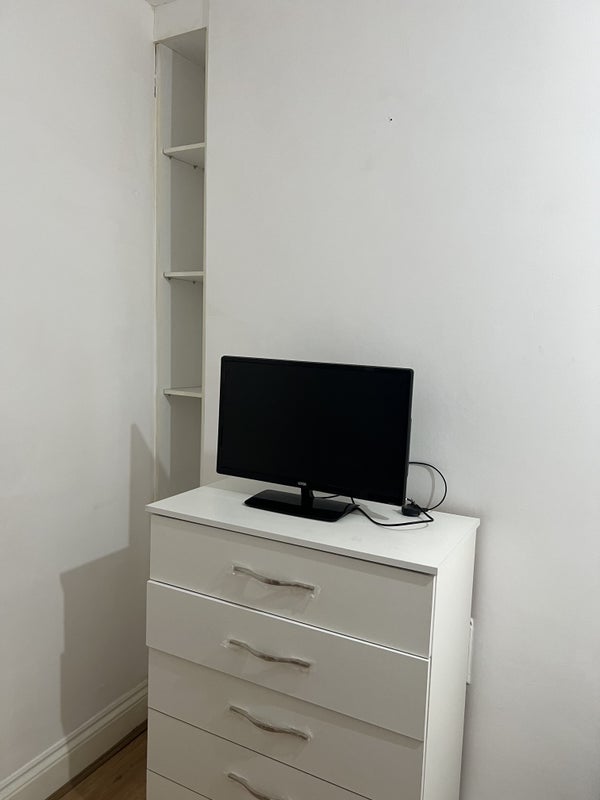 Apartment in Nottingham, Lenton, Radford - View 5