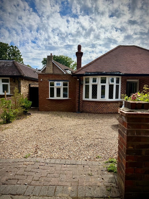 Photo 1: Private-Driveway&Parking