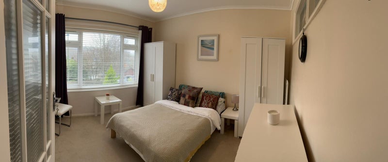 Photo 1: Front Room 1