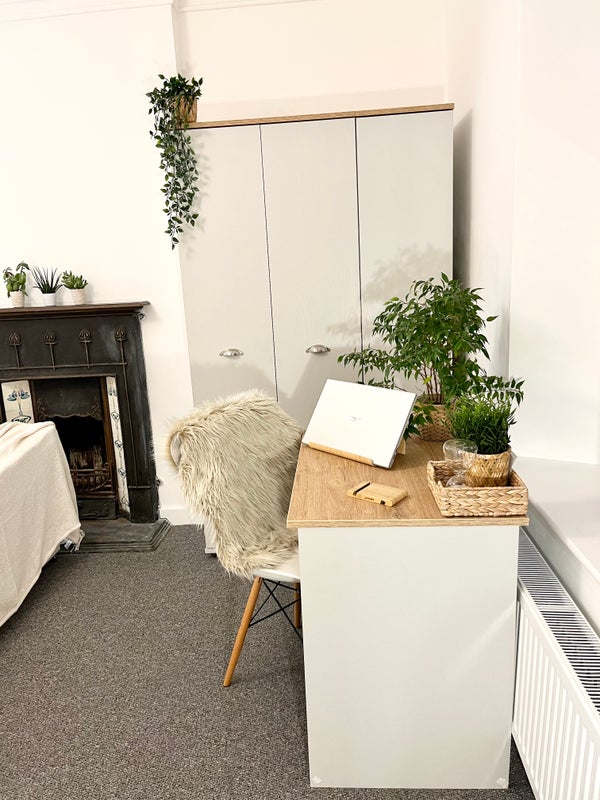 Apartment in Bristol - More