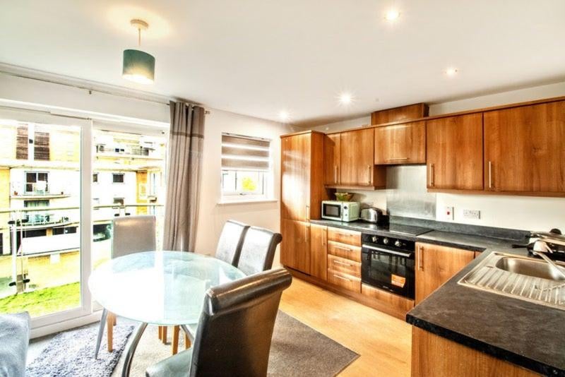 Photo 1: Kitchen