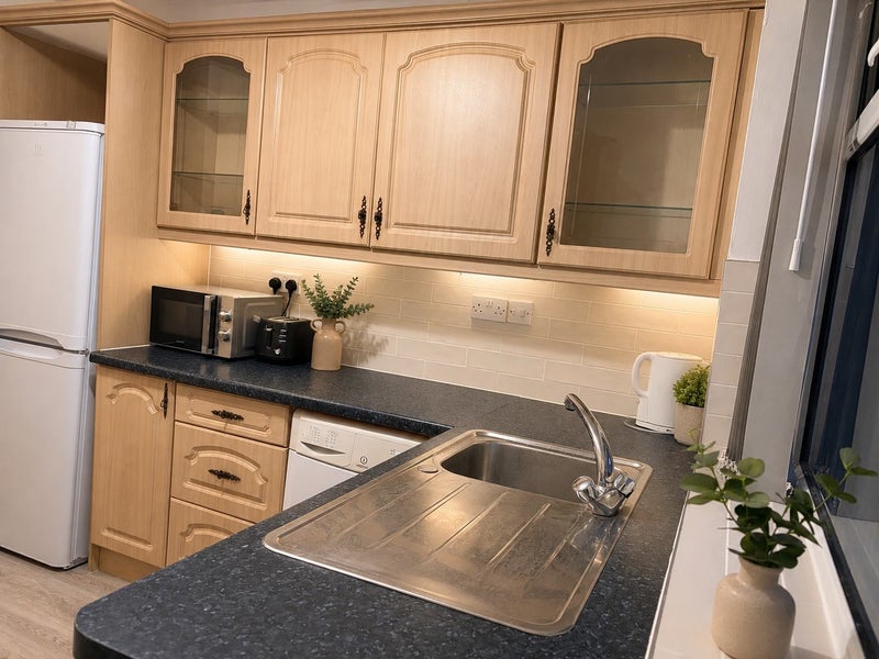 Apartment in Knowsley, Whiston Cross, Whiston - View 3
