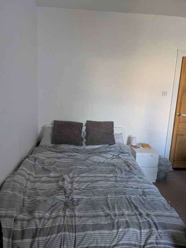 Apartment in Bristol, St Jude's, Easton - More