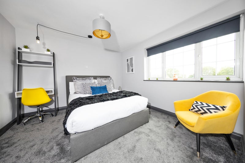 Apartment in Solihull, Smith's Wood