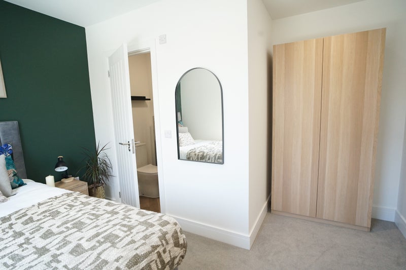 Photo 1: Professional and Modern Double Room