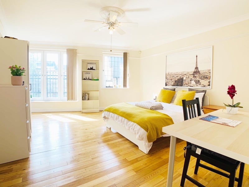 Photo 1: 340pw Ensuite
