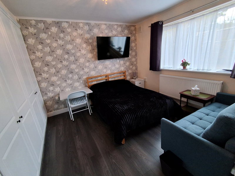 Apartment in Borehamwood, Elstree and Borehamwood - More