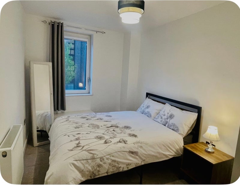 Room available in a clean, tidy 2-bedroom, 2-bath