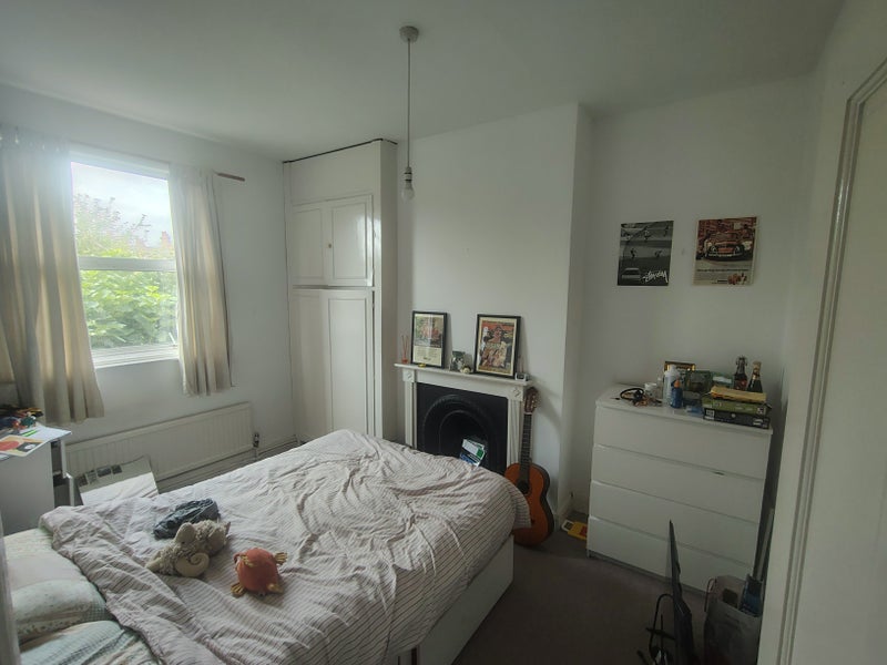 Photo 1: Double bedroom on 1st floor