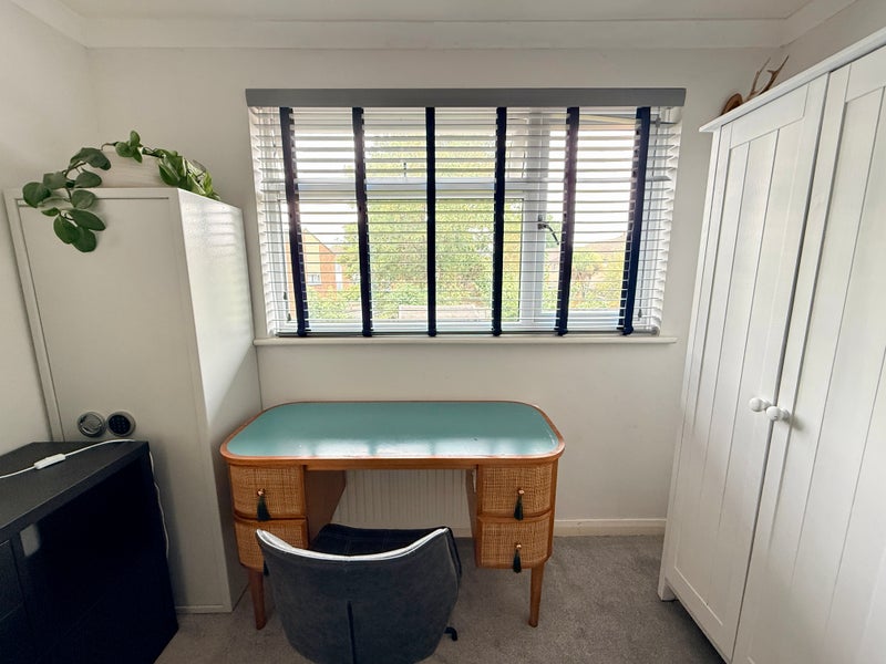 Photo 1: Double Room - Desk with garden view