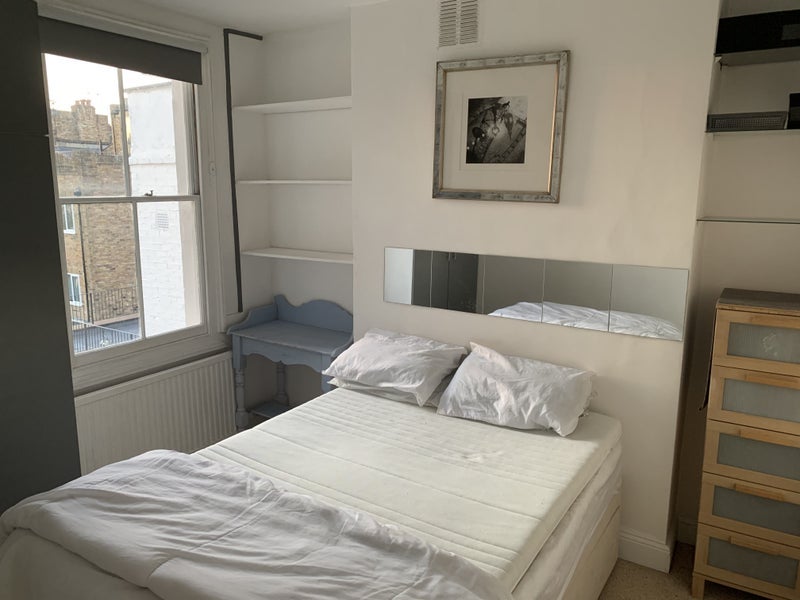 Photo 1: Bedroom 2