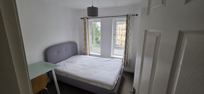 Photo 1: 1 bedroom
