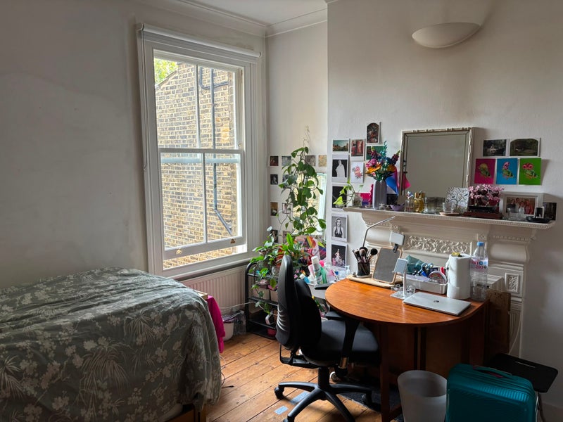 Photo 1: Bedroom