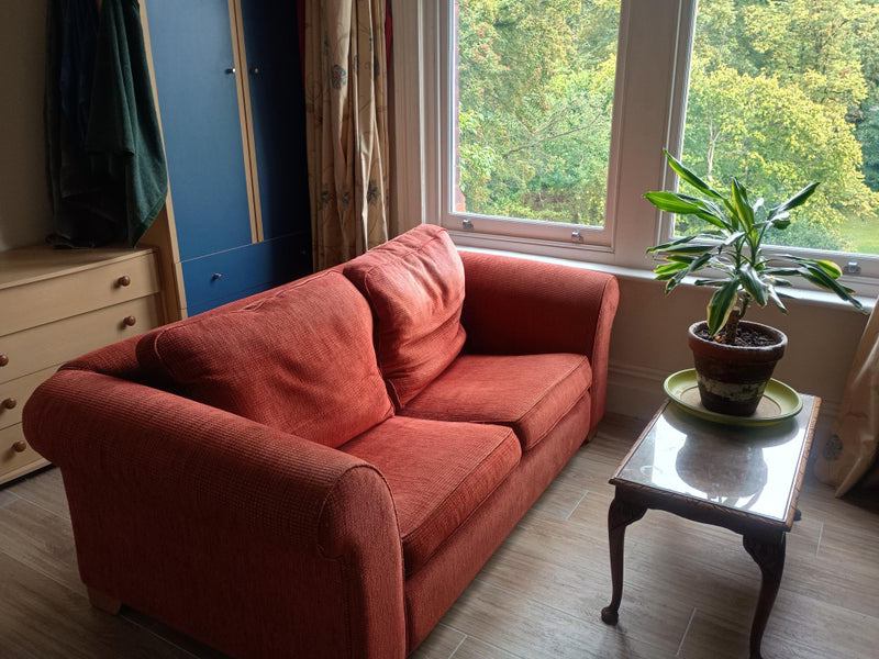Photo 1: Bedroom