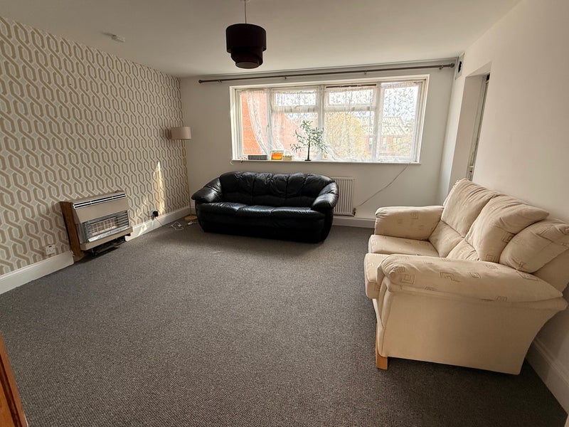 Photo 1: Common area
