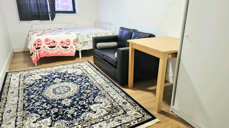✨ Spacious Fully Furnished Double Room | Bills Inc