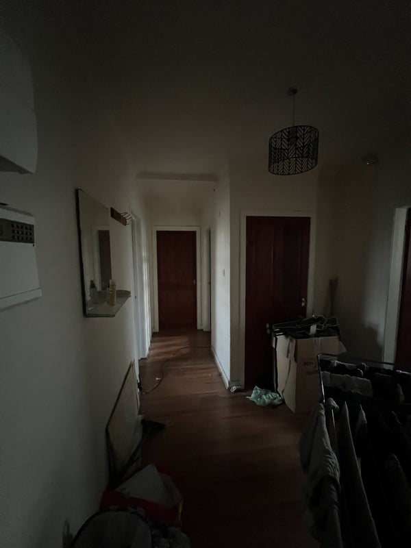 Photo 1: Entrance 