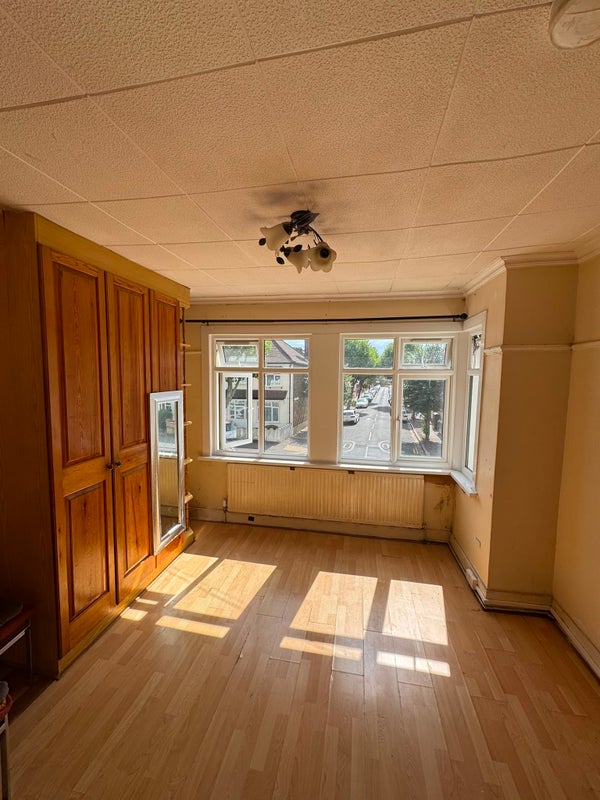Photo 1: Double room