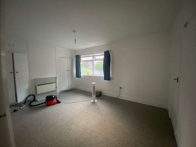 Photo 1: Double room